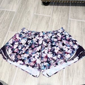 Lululemon hotty hot floral shorts